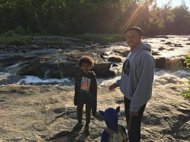 60D747DE-F854-4330-9D29-BFD8D8CAF69B